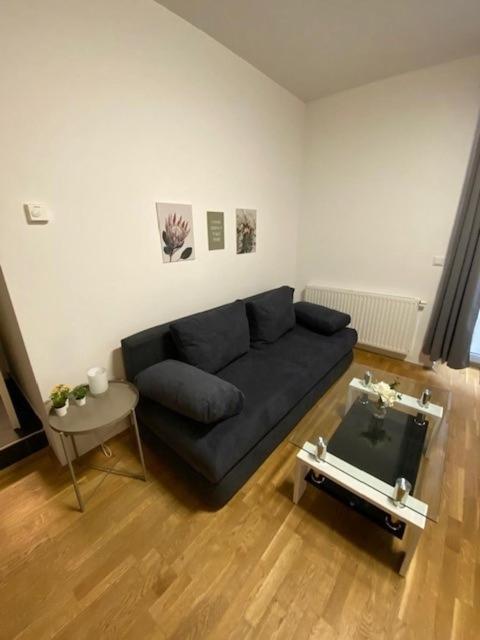 Paky Appartements 00322 Bruck an der Leitha Buitenkant foto