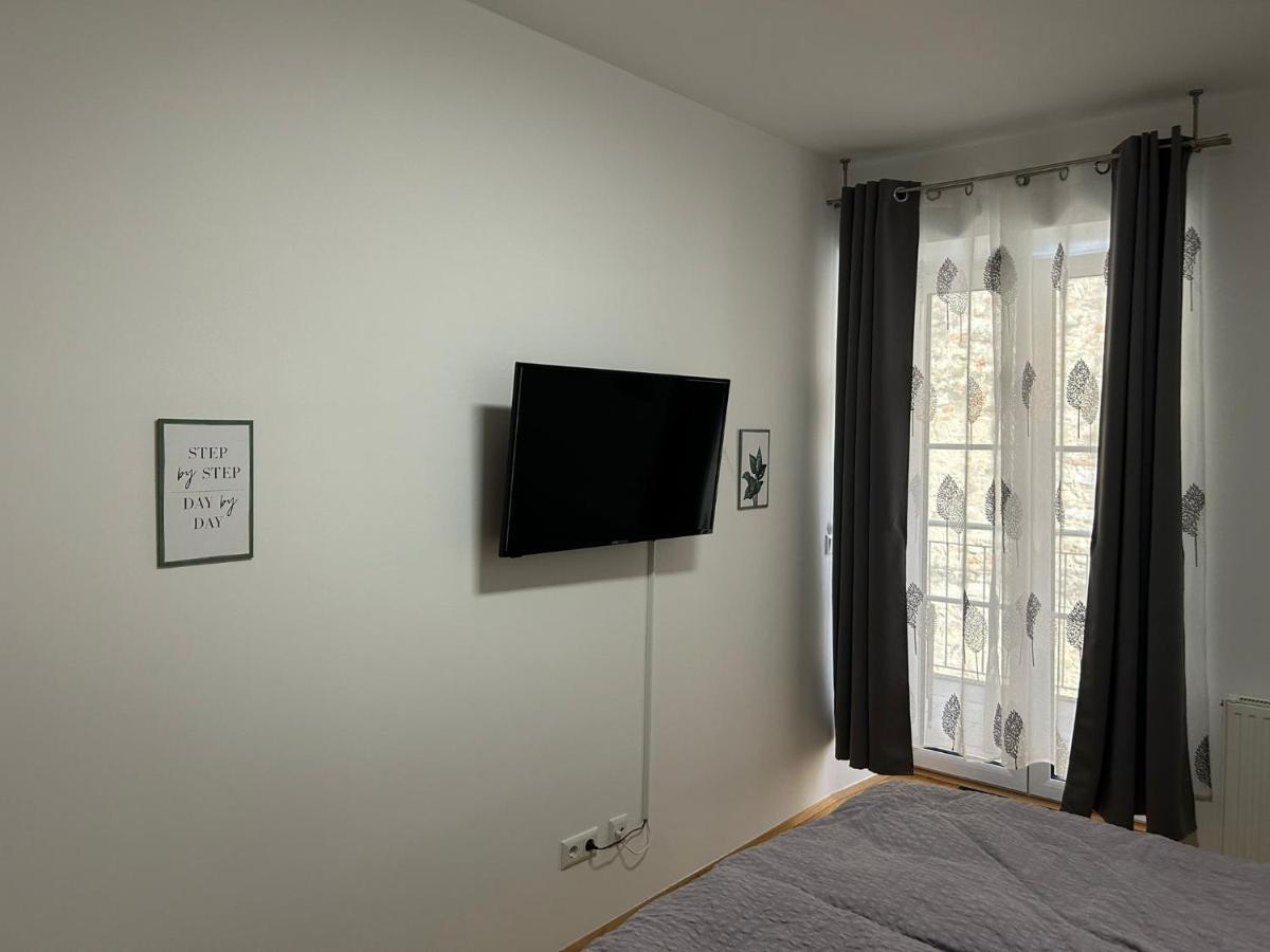 Paky Appartements 00322 Bruck an der Leitha Buitenkant foto